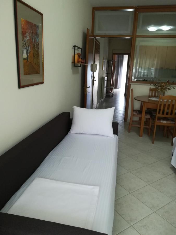 Apartment Ey Zhn Néa Khilí Zewnętrze zdjęcie